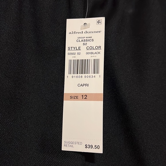 NWT Alfred Dunner Women's Classics Ponte Short Pants - Picture 11 of 12